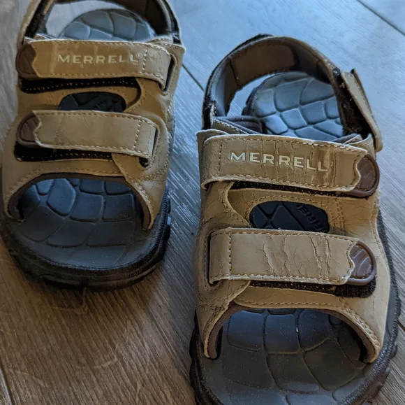 Merrell sandals - Picture 2 of 5